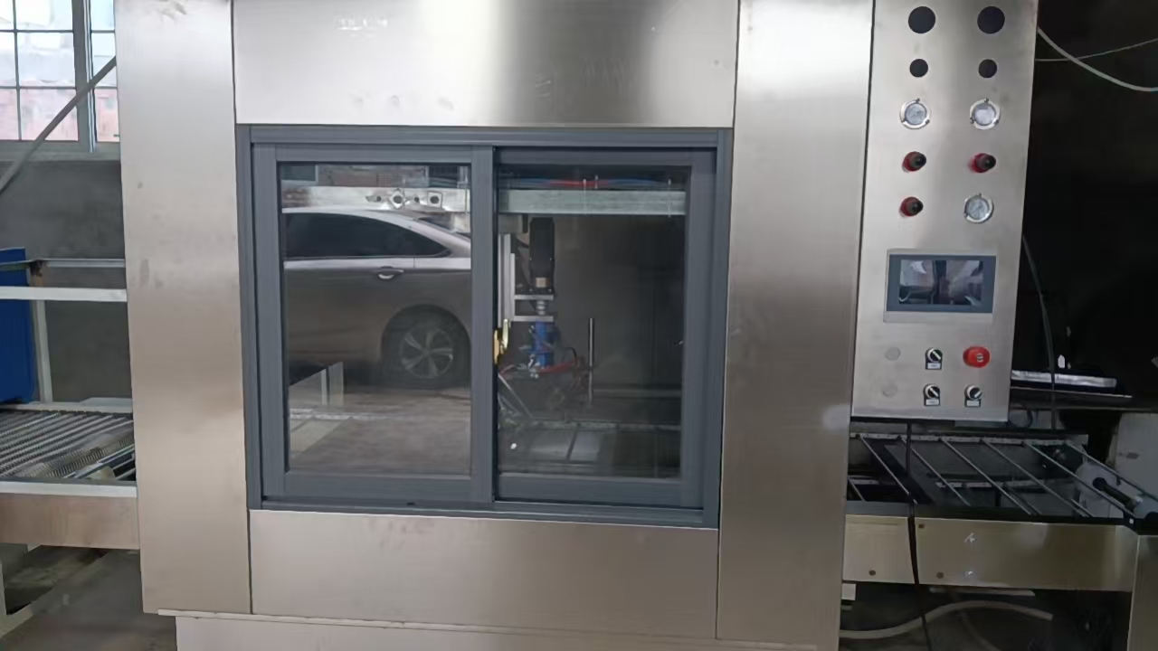 自动化喷涂处理设备